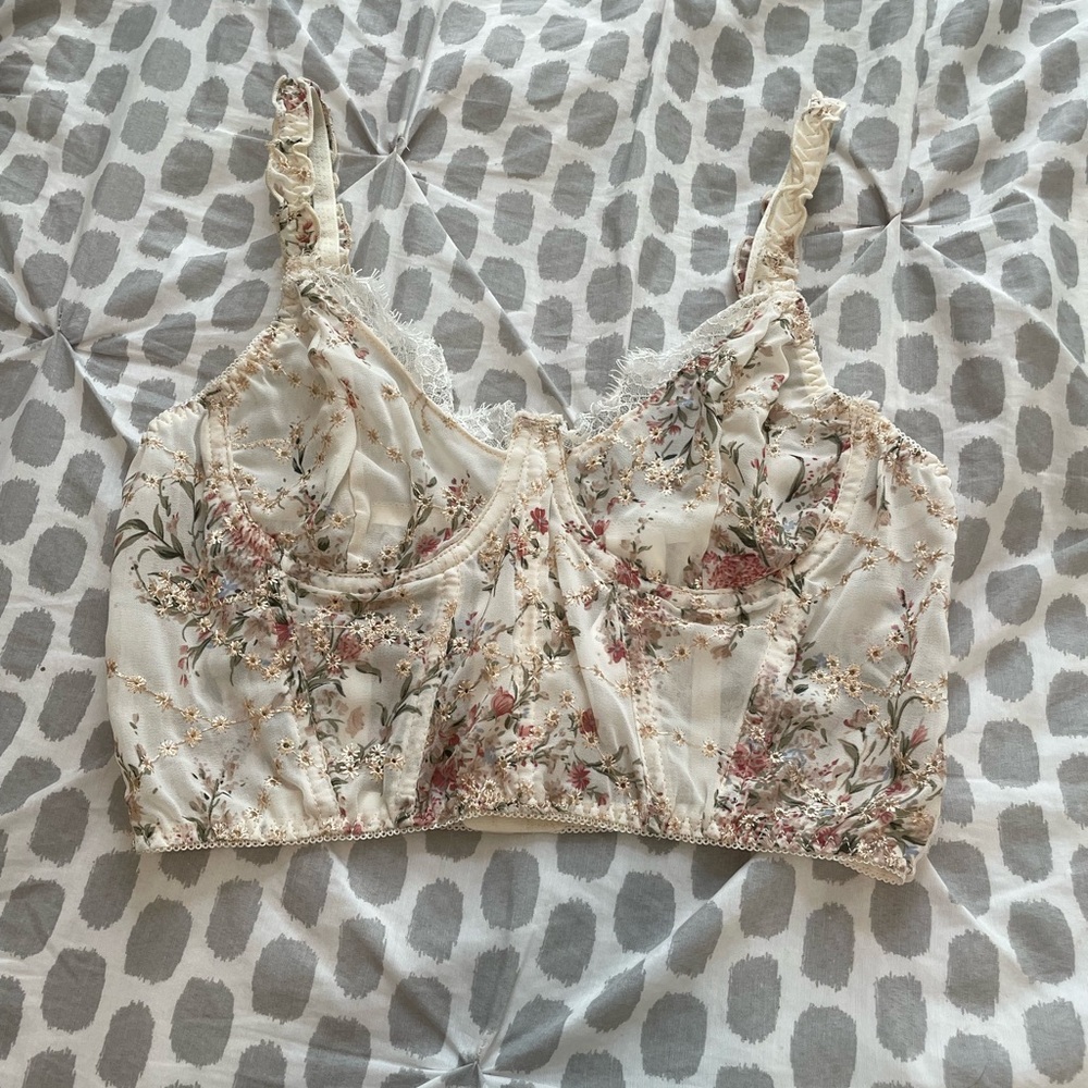Floral Lace Bralette with Soft Hues